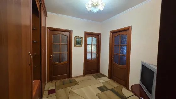 Сдам 3-х комнатную квартиру, Ленинский р-н Донецк