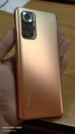Продам смартфон Xiaomi redmi note 10 pro /б.у./Персиковый/64Гб Донецк