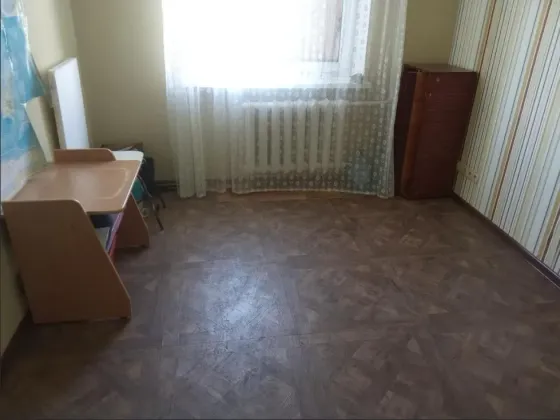 2 комнатная квартира 55 м.кв,куйбышевский р-н,Донецк Донецк