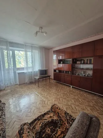 Срочно Продам хорошую 3х комнатную квартиру в Калининском районе Донецк