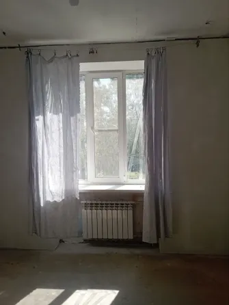 Продаётся 2-к квартира, 55 м², 2/4 эт., ул. Депутатская (под ремонт) Макеевка