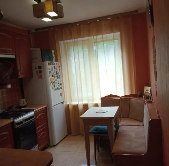 Продается 3-х комнатная квартира, пр.-т Дзержинского дом 4 Донецк