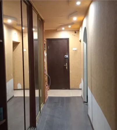 Продается 3-х комнатная квартира, пр.-т Дзержинского дом 4 Донецк