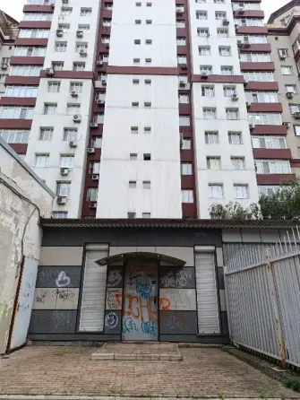 Продаётся коммерческое помещение г.Донецк, центр Донецк