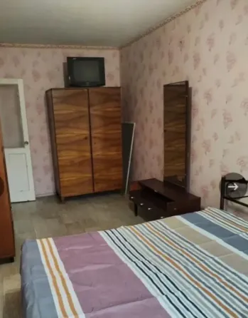 Продам 2-х ком квартиру г. Донецк, Мясокомбинат (Макаронка), ул.50-й Гвардейской Дивизии Донецк