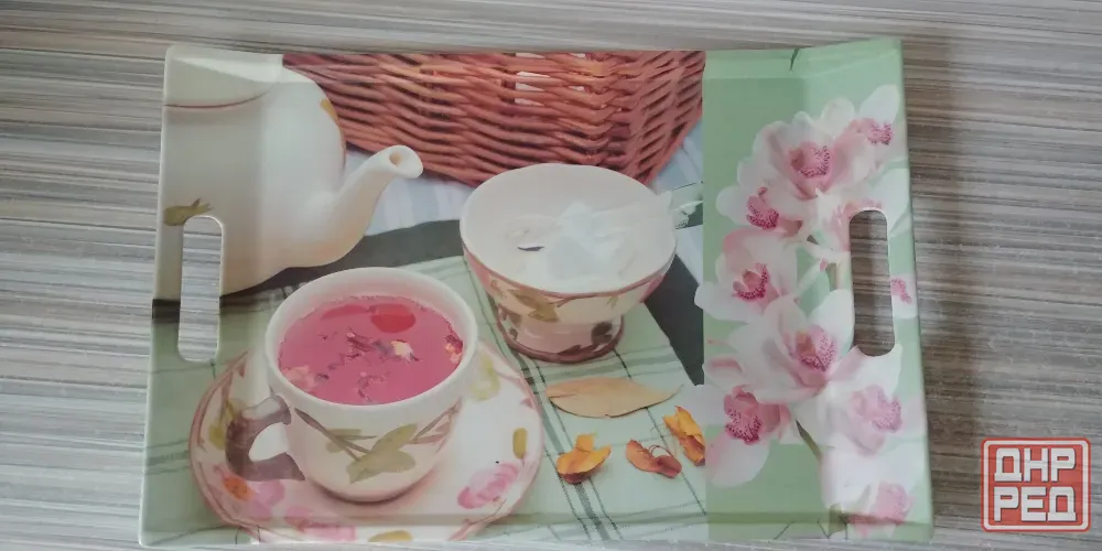 Поднос с ручками, Прочный, практичный и долговечный Донецк - изображение 1