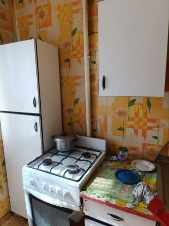 Продам 1к. Калининский р-н Донецк