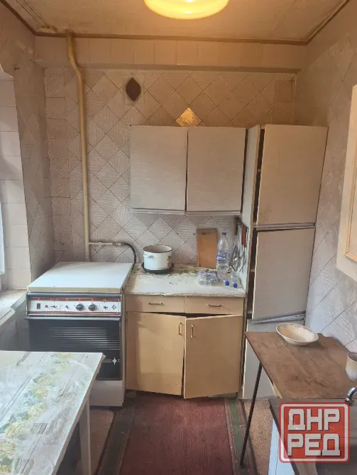Продам квартиру 945 квл 2 комнатная Макеевка - изображение 1