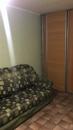Сдам реальный объект 1ком Текстильщик ул Пинтера сш 92 2 эт в хор сост все есть Донецк