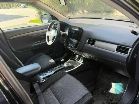 Mitsubishi Outlander Донецк