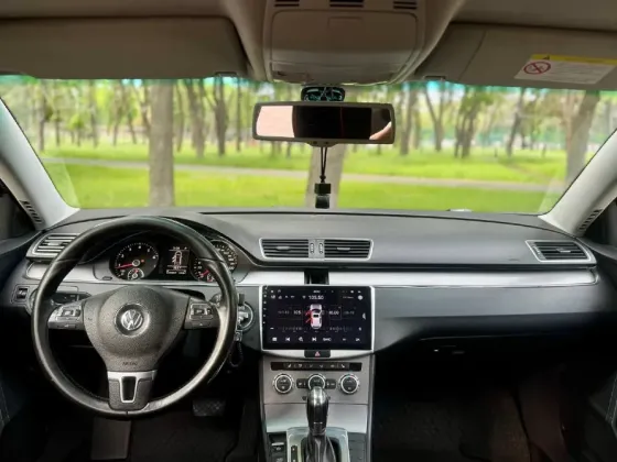 VOLKSWAGEN PASSAT B7 Донецк
