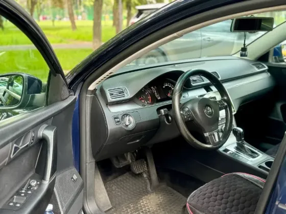 VOLKSWAGEN PASSAT B7 Донецк