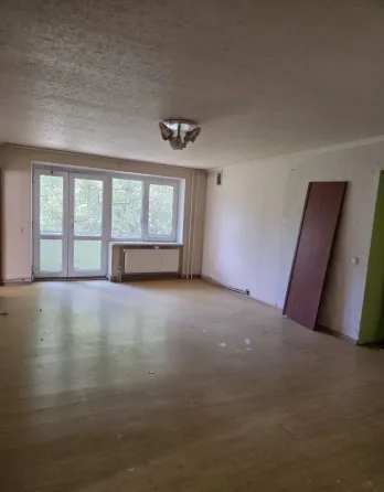Продается 4-х комнатная квартира, ул. Коммунаров, 54 Донецк