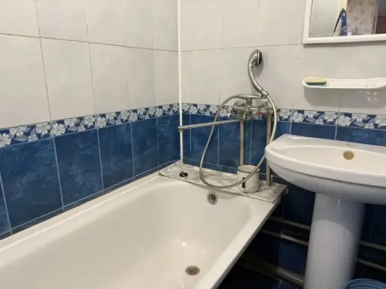 3 ком.кв.ул. 130 Таганрогской дивизии Мариуполь
