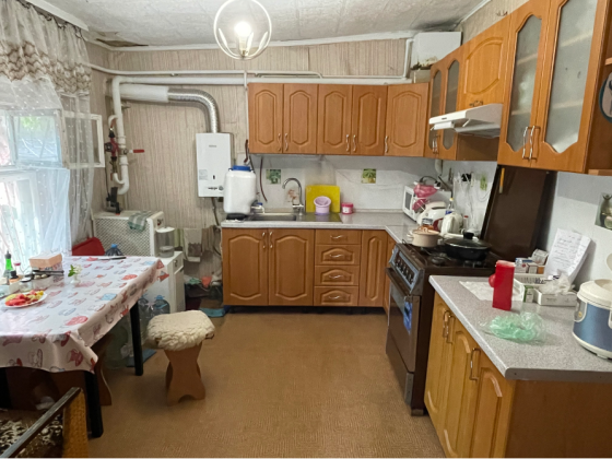 Продаётся дом в отличном месте! Донецк