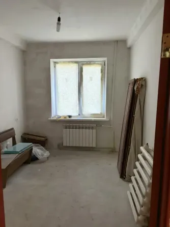 Продаётся 4-комн. квартира г. Торез, м-н 30 лет Победы, квартал "г" Торез