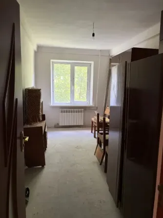 Продаётся 4-комн. квартира г. Торез, м-н 30 лет Победы, квартал "г" Торез