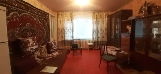 Продам 3-ёх ком. квартиру по ул . Днепродзержинская , Ленинский район . Донецк