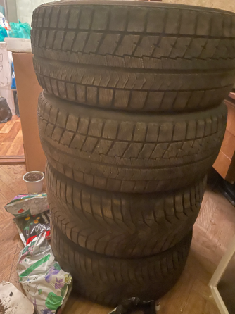 Kumho 225/40 r18 зимняя 2 шт. Донецк