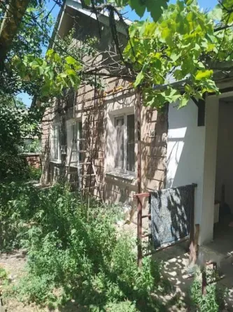 дом 3к. 60м2. 1/1 центр чевоногвардейского района Макеевка