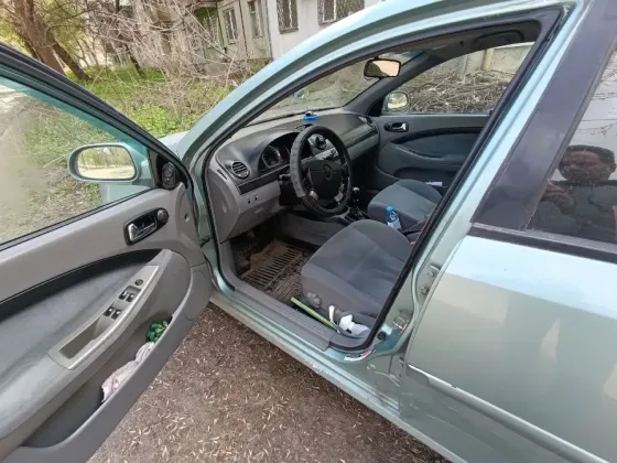 Продаю автомобиль Chevrolet Lacetti универсал Донецк