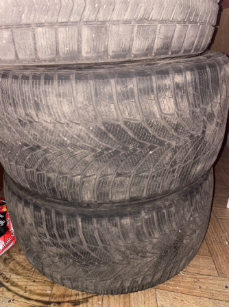 Nexen 255/35 r18 зимняя 2 шт. Донецк