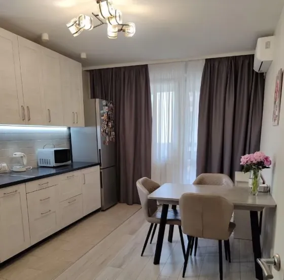 Аренда двухкомнатной квартиры в Калининском районе. 59 кв.м. Донецк