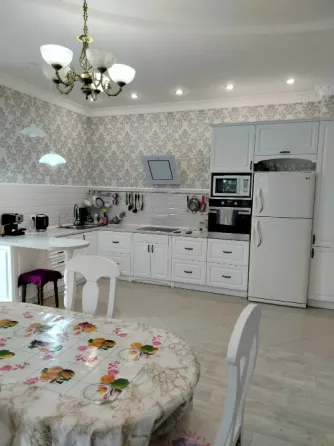 Продаётся просторный дом 292 м² с гостевым домом в Луганске! Луганск