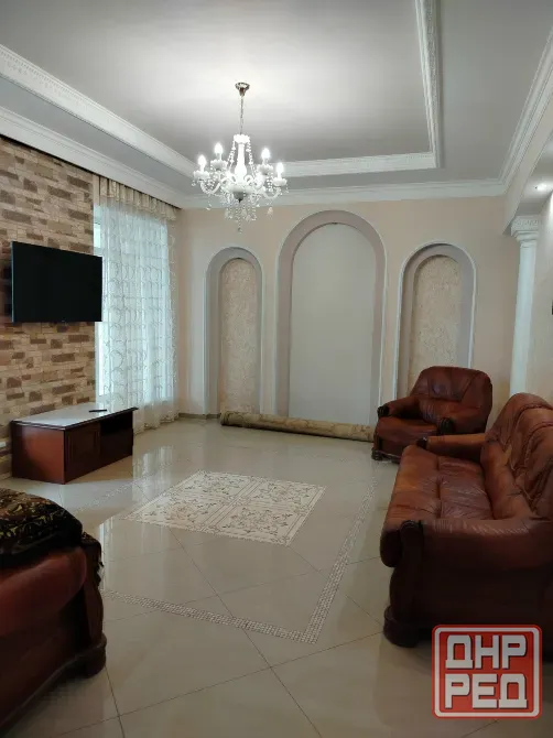 Продаётся просторный дом 292 м² с гостевым домом в Луганске! Луганск - изображение 7