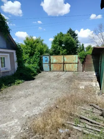 Продаётся дом в Весёлой Тарасовке! Луганск