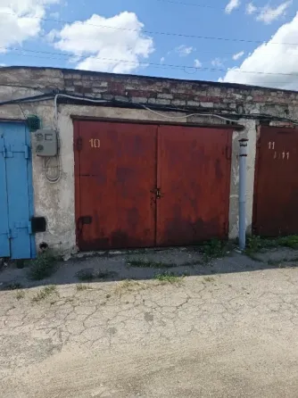 Продам гараж, ориентир парк"Патриот" Донецк