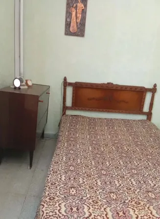 Предлагается на продажу 2-х комн. квартира в районе Калининского рынка Донецк