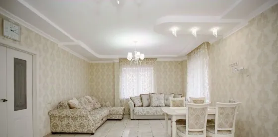 Сдаю двухкомнатную квартиру 67.0 м² этаж 3/4 Куйбешевский Галактика,Озотный Донецк