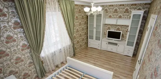 Сдаю двухкомнатную квартиру 67.0 м² этаж 3/4 Куйбешевский Галактика,Озотный Донецк