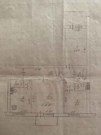 Продам 3-х комнатную квартиру. Торез