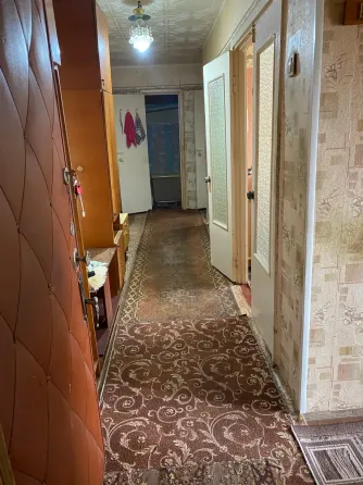 Продам 3-х комнатную квартиру. Торез