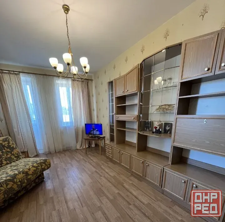 город Донецк Куйбешешивский Площадь Бакинских Комиссаров Дог Галактика Донецк - изображение 7
