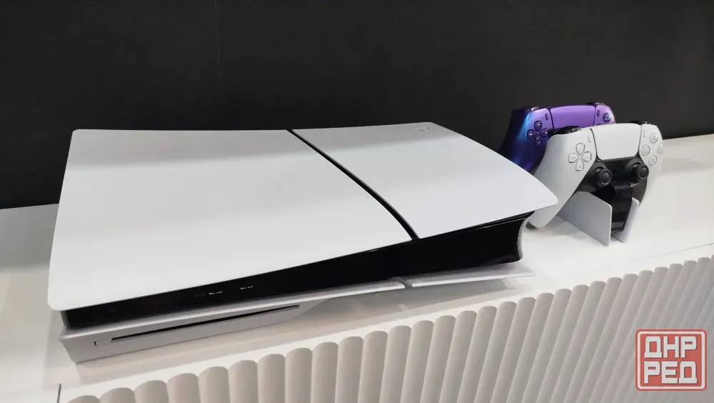 Playstation 5 slim + 2 геймпад + зарядная оригинальная станция для двух геймпадов Донецк - изображение 5