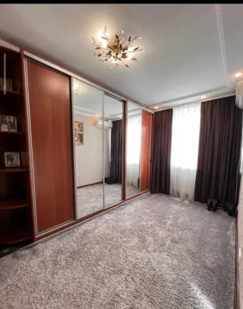 Продам 1 ком. кв-ру, центр Макеевки, ориентир Золотого ключик Макеевка