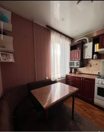 Продам 1 ком. кв-ру, центр Макеевки, ориентир Золотого ключик Макеевка