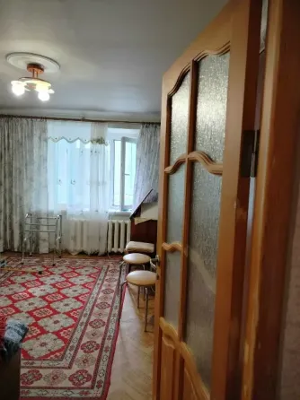 Продаю уютную двухкомнатную квартиру в кирпичном доме Луганск