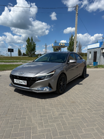 Hyundai Elantra Hybrid Макеевка