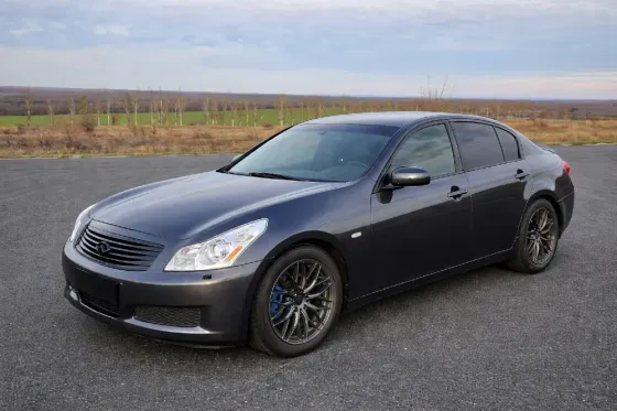 Infiniti G35 2007 год Снежное