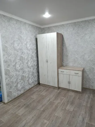 Продам 1-ую кв-ру, в Калининском районе, рядом с больницей Калинина. Донецк