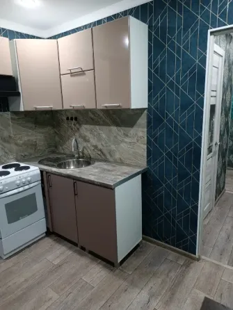 Продам 1-ую кв-ру, в Калининском районе, рядом с больницей Калинина. Донецк