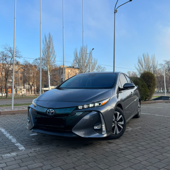 Toyota Prius Prime ZVW52 Hybrid Plug-In Макеевка
