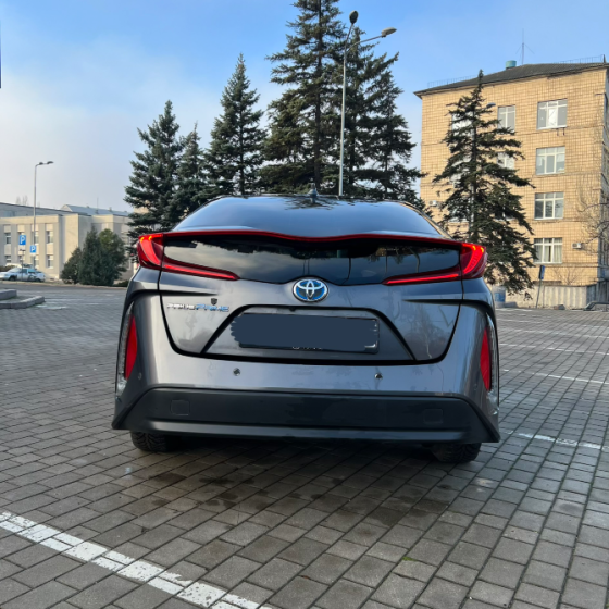 Toyota Prius Prime ZVW52 Hybrid Plug-In Макеевка