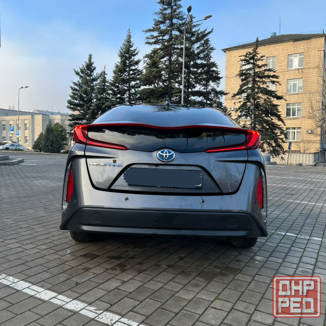 Toyota Prius Prime ZVW52 Hybrid Plug-In Макеевка - изображение 6