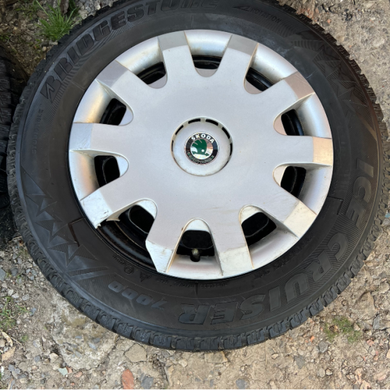 Колёса штампы+колпаки+резина Skoda 195/65 R15 Макеевка