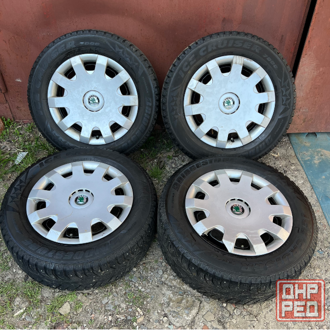 Колёса штампы+колпаки+резина Skoda 195/65 R15 Макеевка - изображение 1